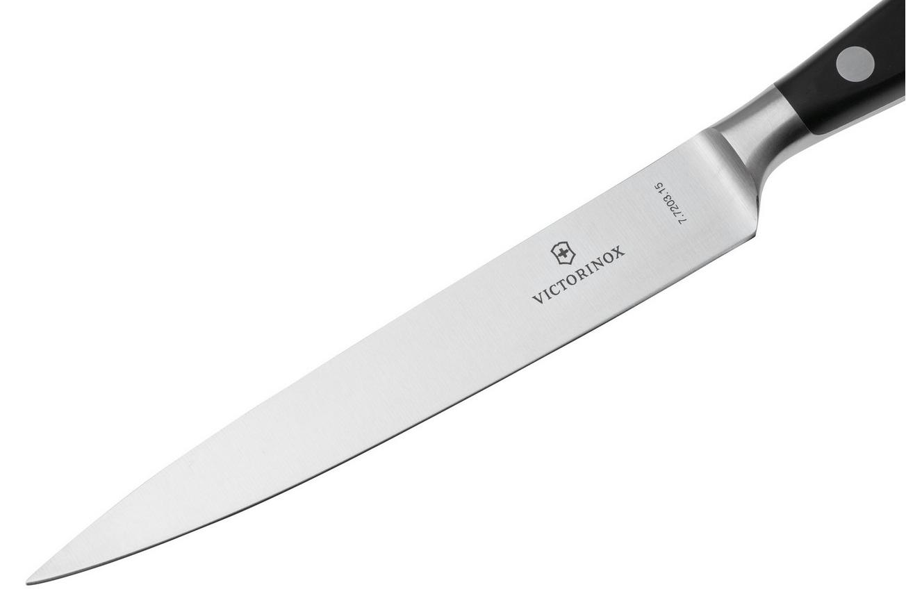Victorinox Grand Maître Carving Knife 7.7203.15G, POM, Straight, 15 cm, trancheermes