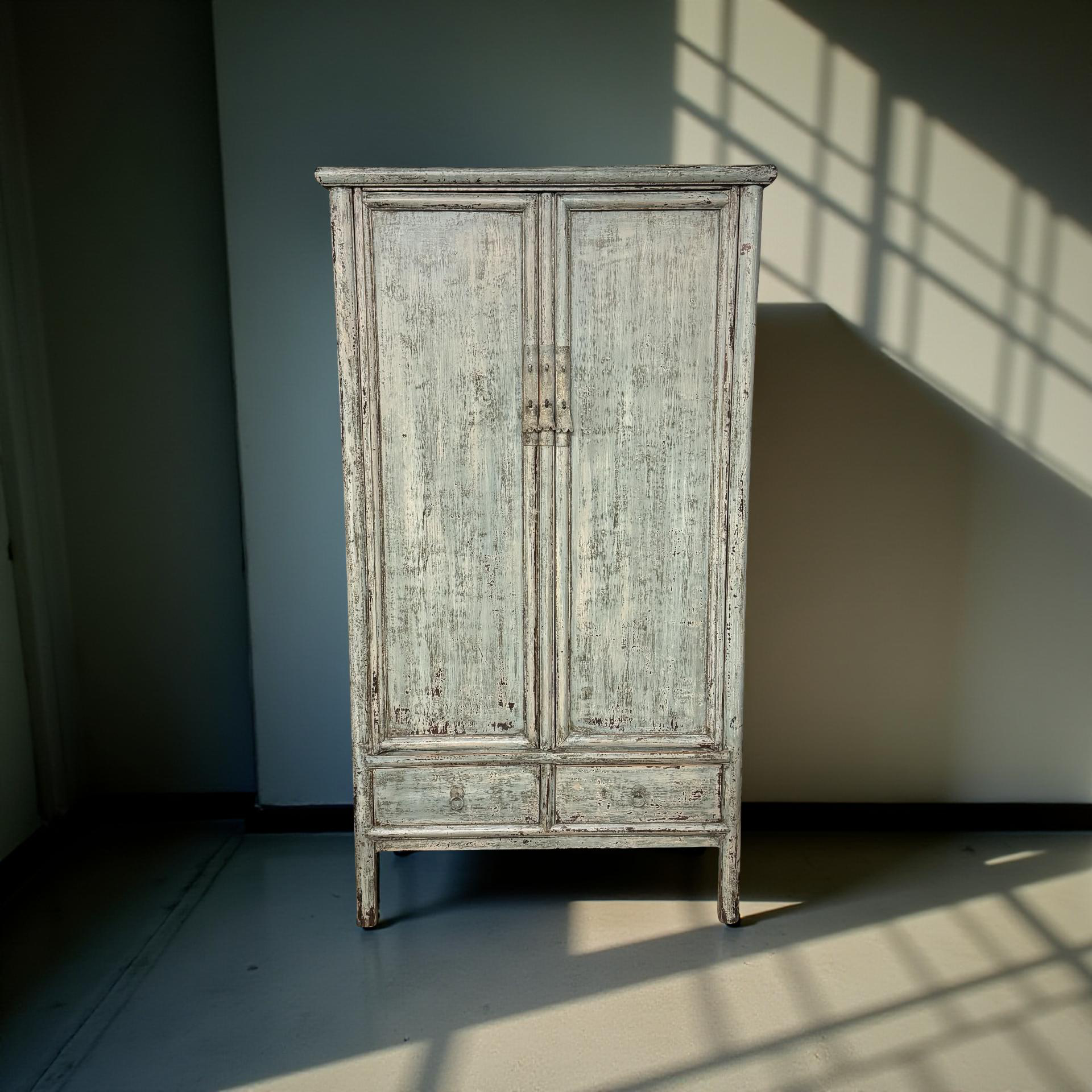 Wandkast 2deur 2la blauw uniek