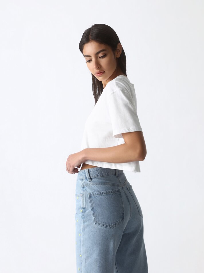 Calça jeans Mom Fit bordada - Turquesa Médio