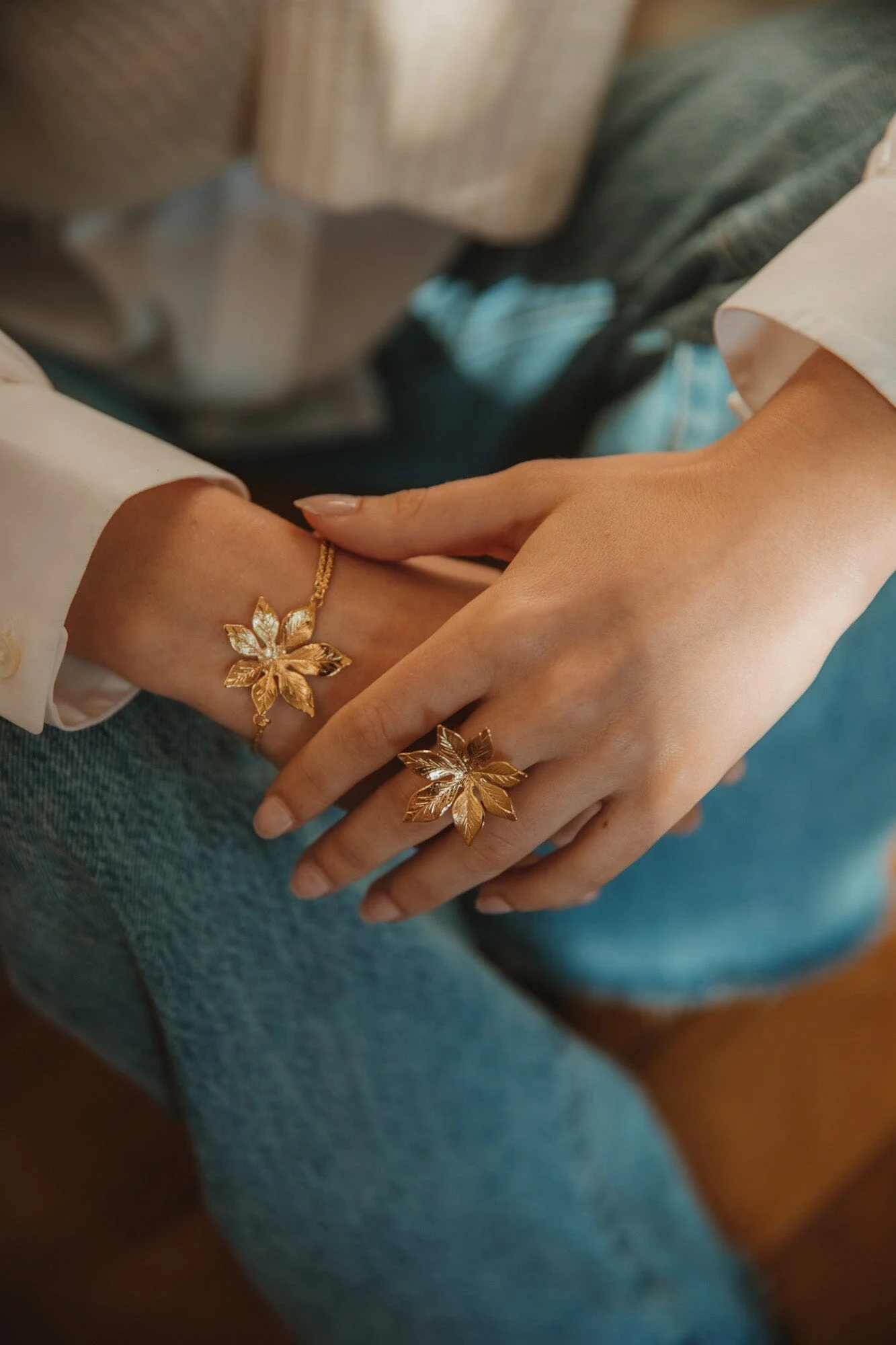 CHLORIS - Bracelet fleur doré à l'or fin | Doré