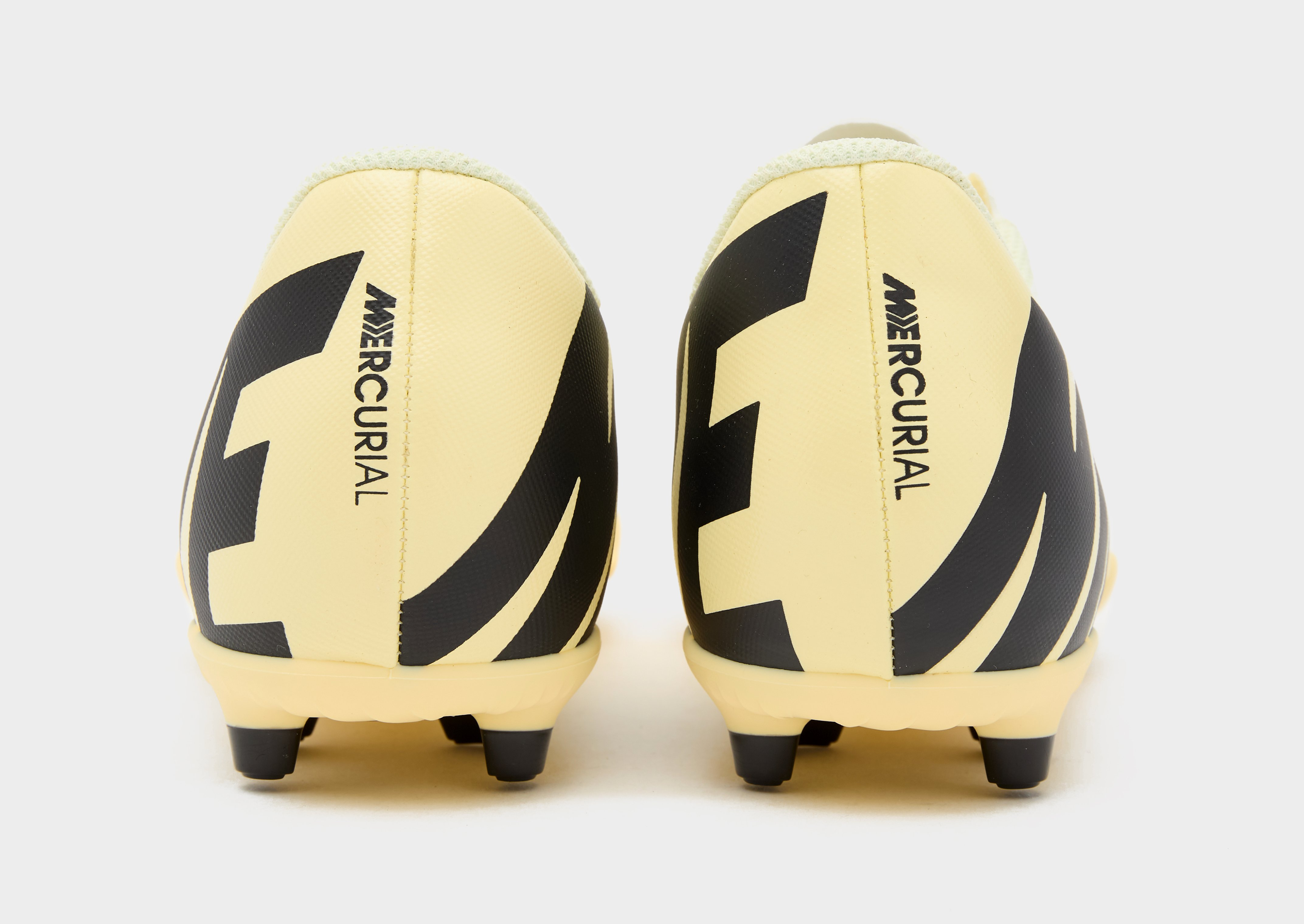 Nike Jr. Mercurial Vapor 15 Club Junior