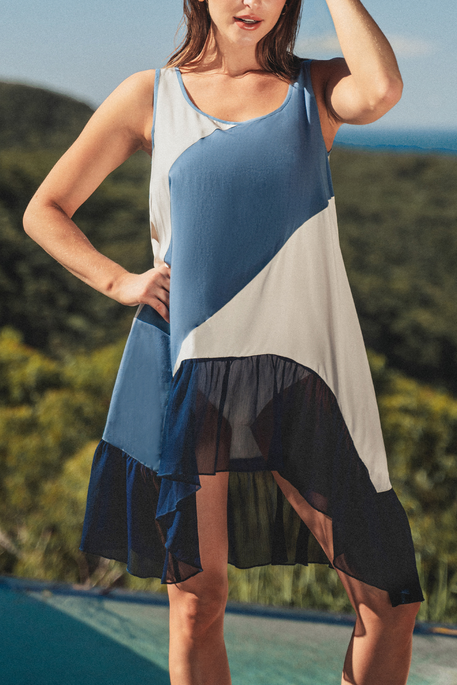 Robe cover up asymétrique à bloc de couleur
