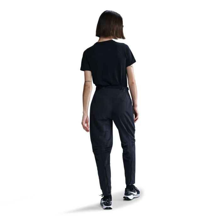 Nike Dame T-shirts Trail Dri-FIT SS Tee Sort