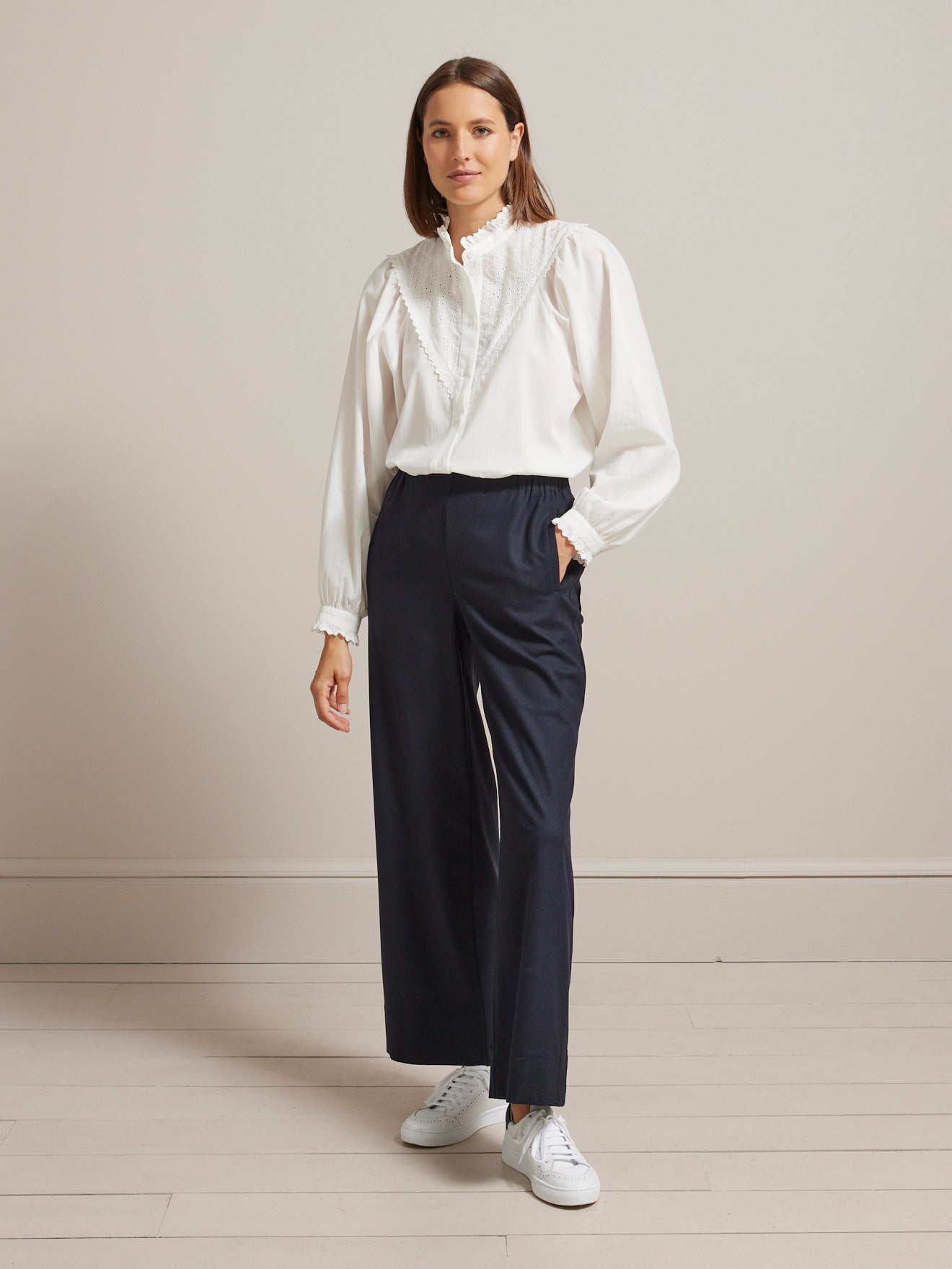 Chemise brodée femme en coton dobby