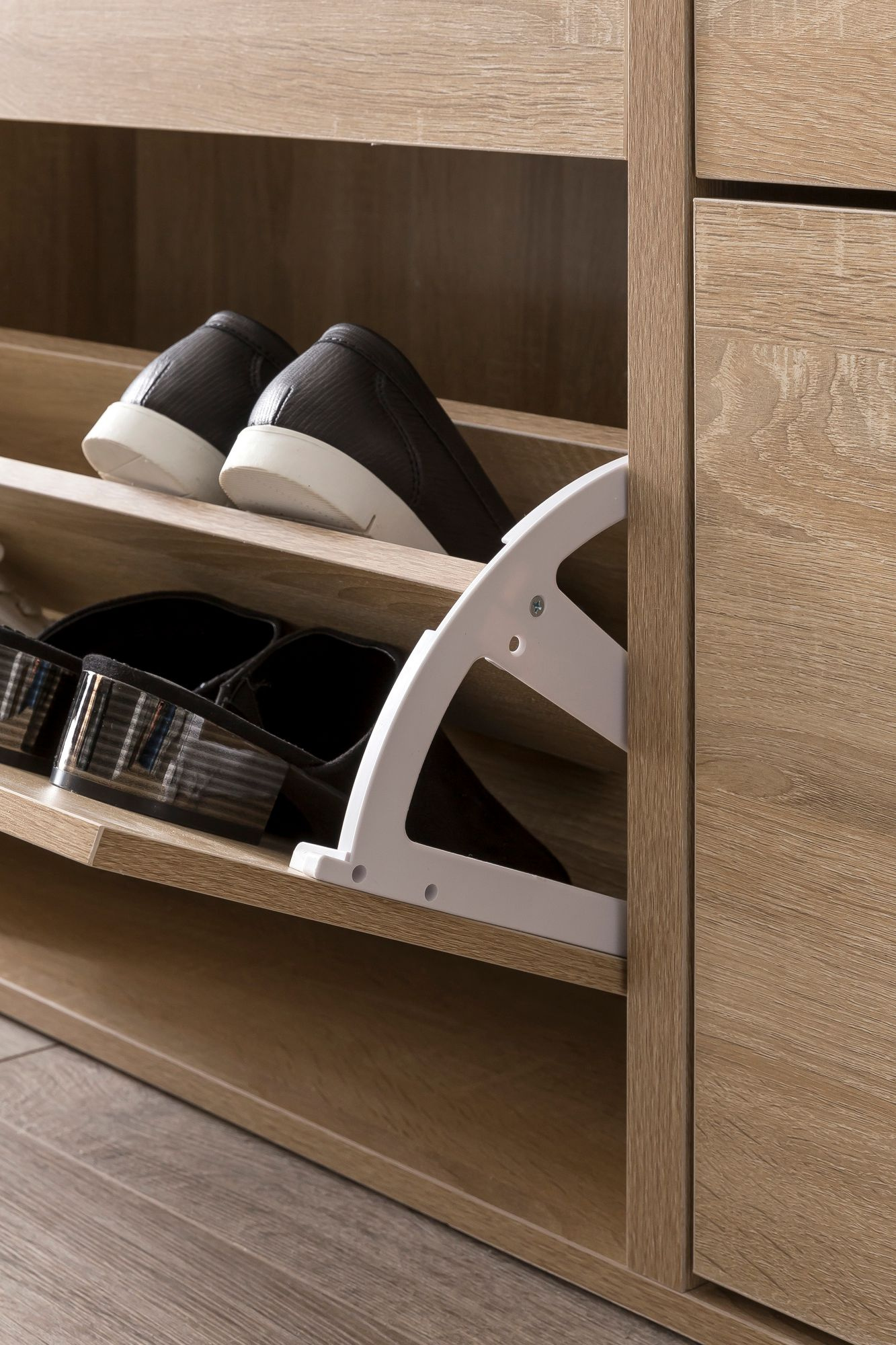 Schuhschrank grau