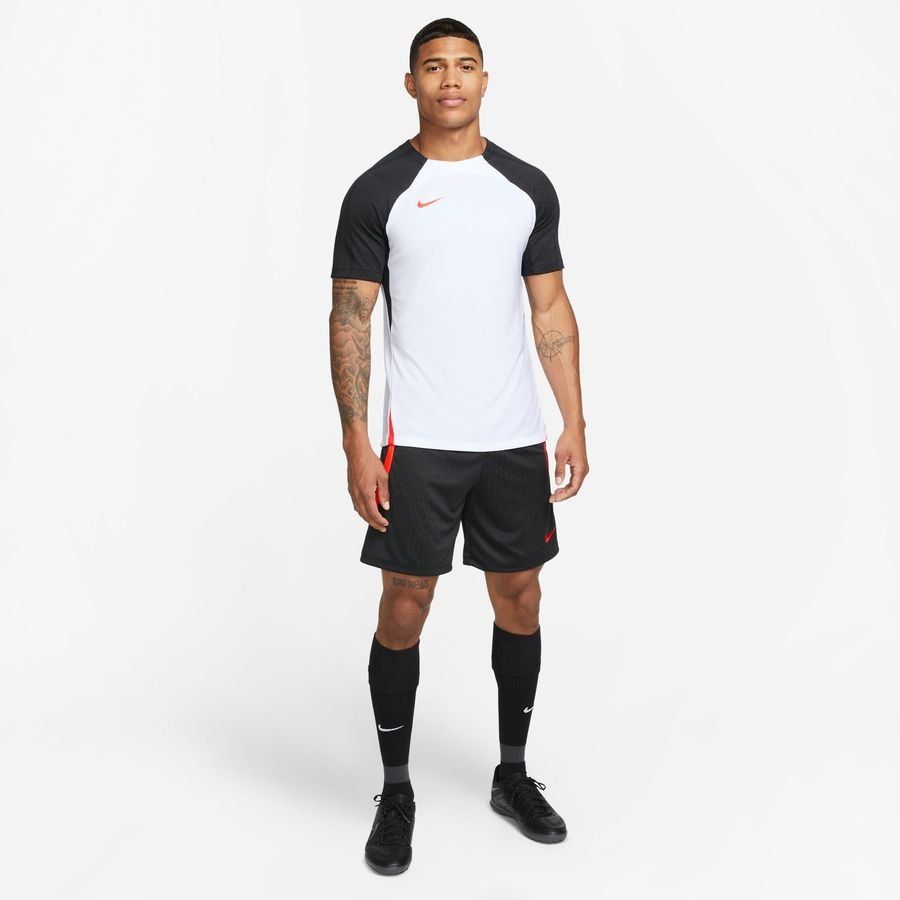 Nike Short d'Entraînement Dri-FIT Strike - Noir/Rouge