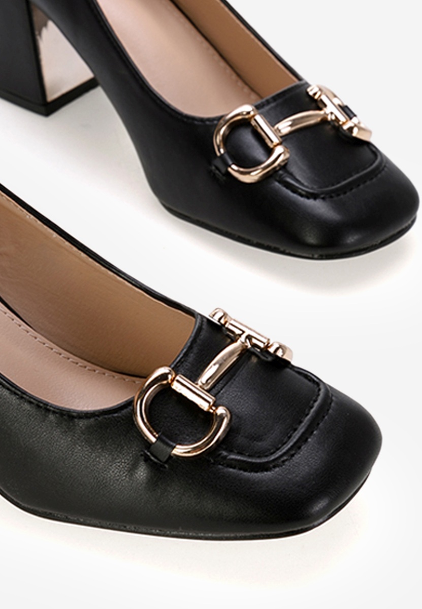Chaussures à talon épais noirs Lexy