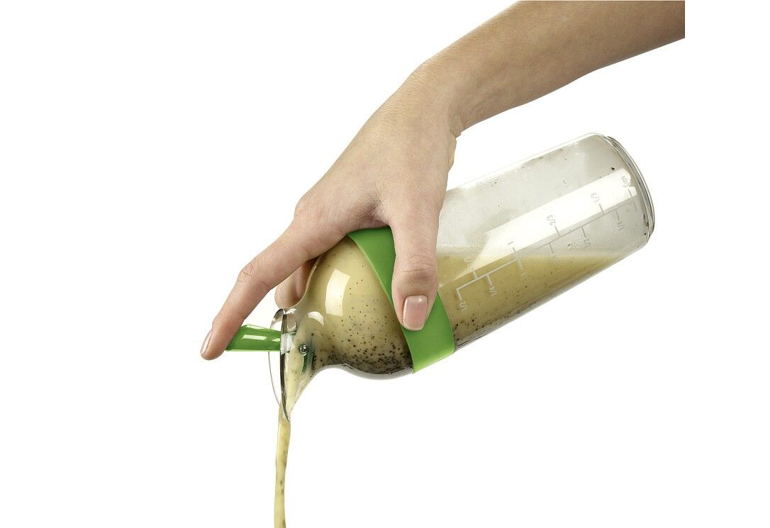 OXO Shaker