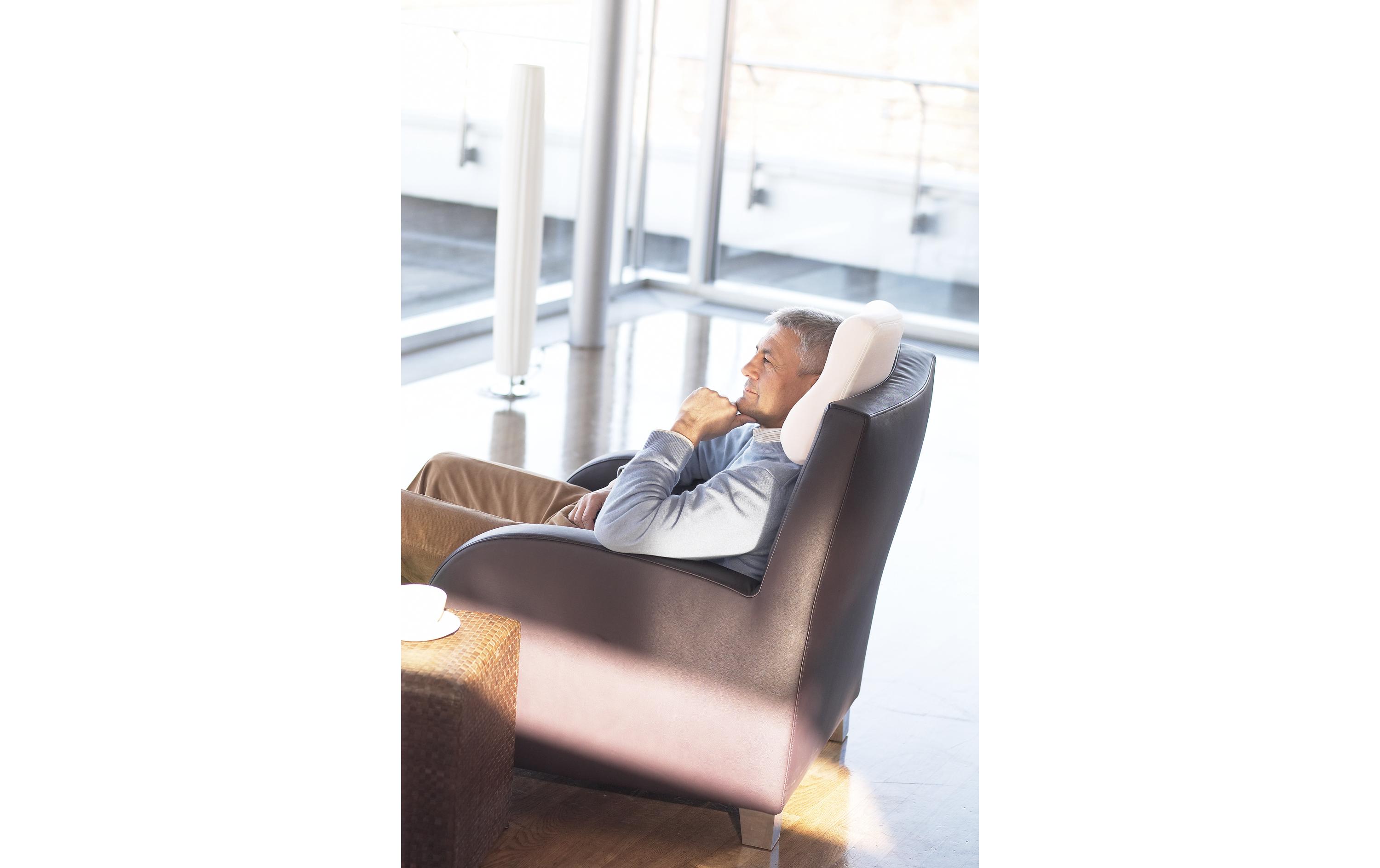 Reisekissen mit Baumwollbezug 33 x 11 cm<br>Ergonomisches Nackenkissen von elsa