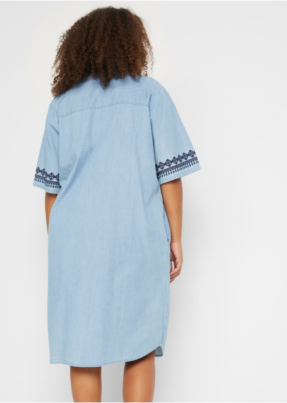 Robe-tunique en jean avec imprimé broderie