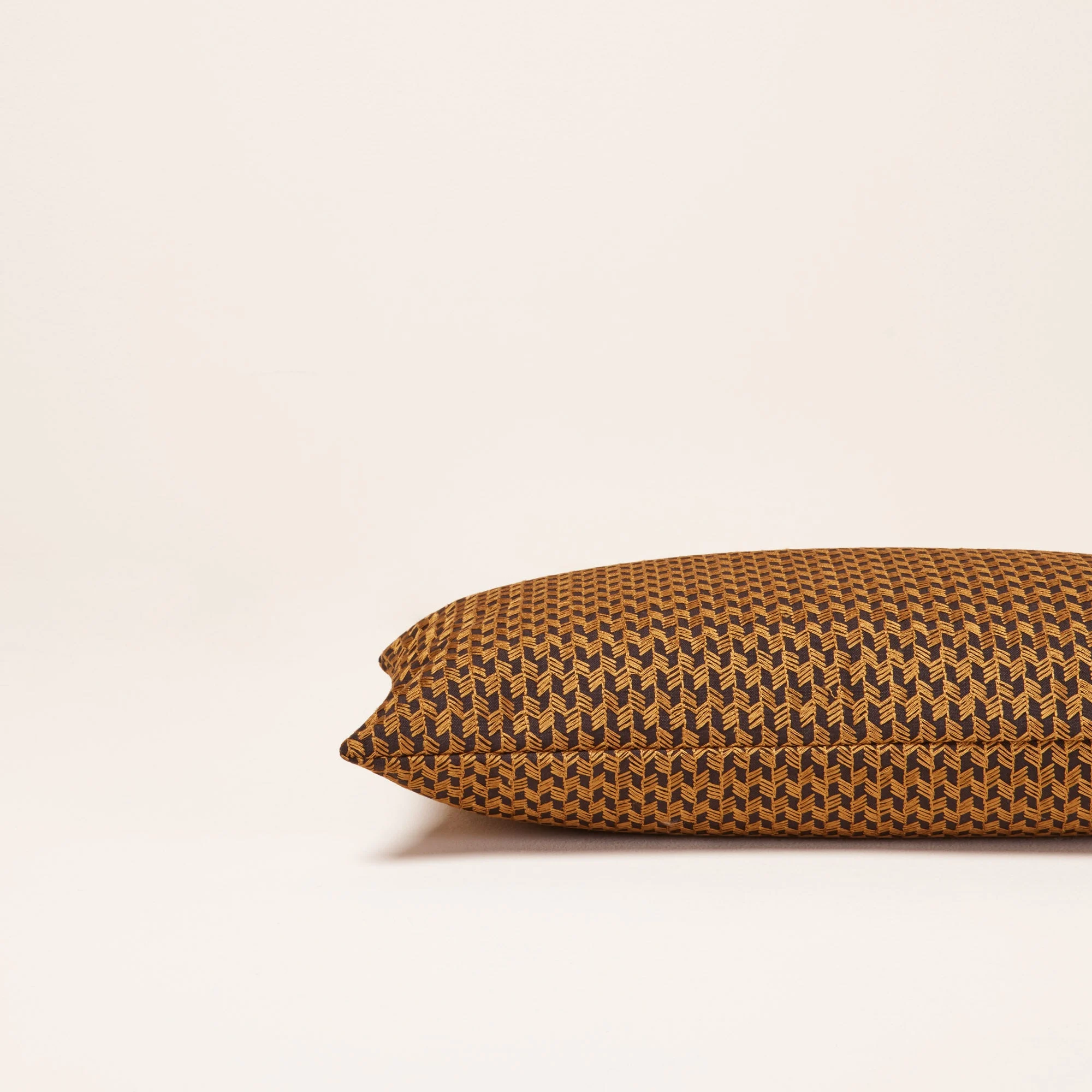 OCTAVE - Housse de coussin | Noir