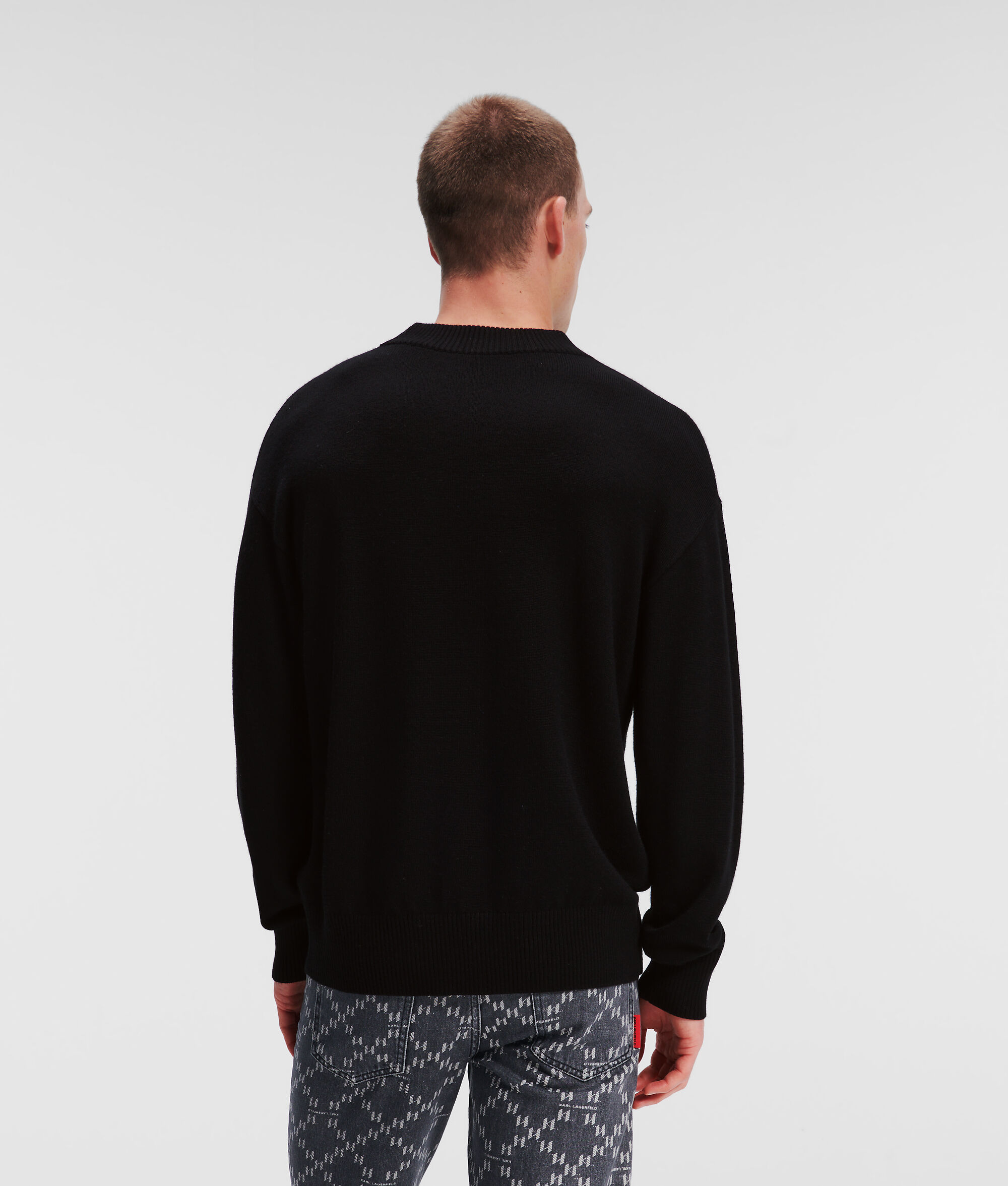 PULL À COL ROND AVEC LOGO KARL