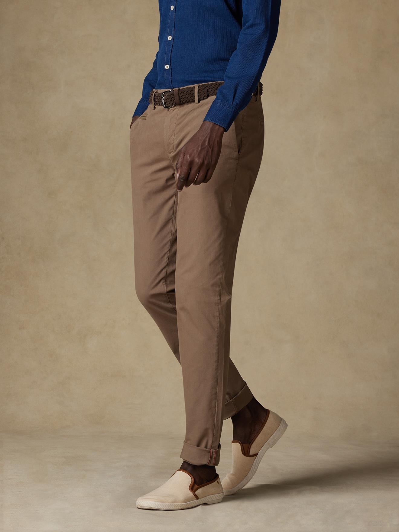 Pantalon chino taupe