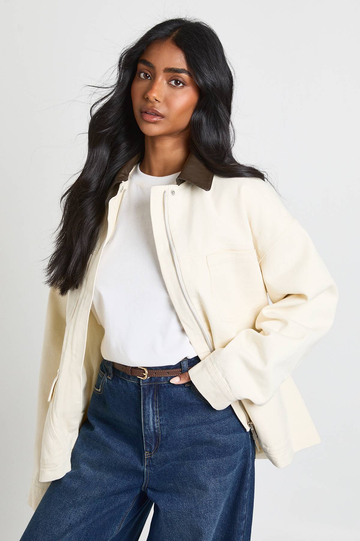 boohoo Veste à Col avec Détail de Poches Surdimensionnées