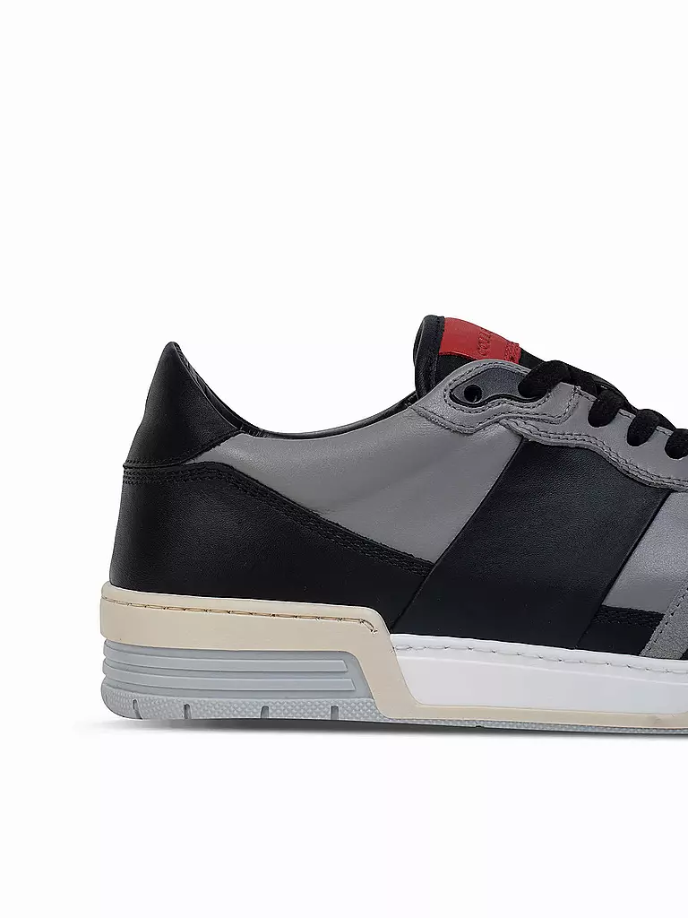 COLLEGIUM Sneaker DEVASTATOR schwarz