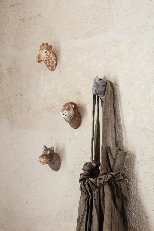 Ferm Living Animal Hand-carved haak giraffe