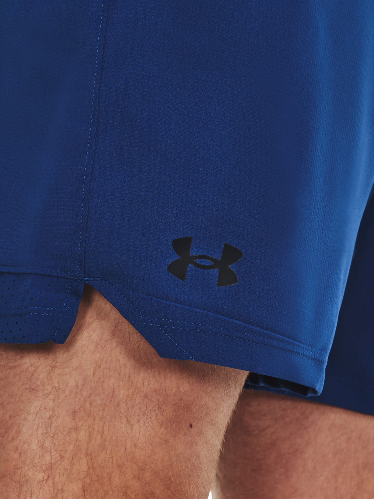 Vanish Woven 6in Shorts