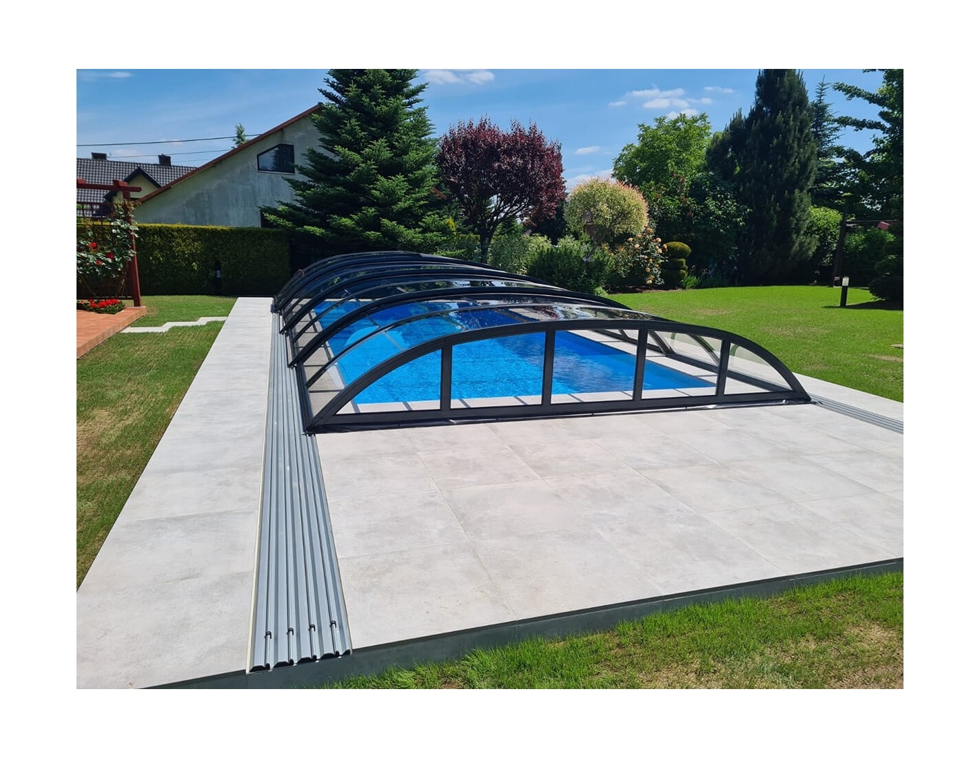 Abri de piscine horizon - 8,61x4,20 m - polycarbonate massif 3 mm - couleur ral7016 graphite