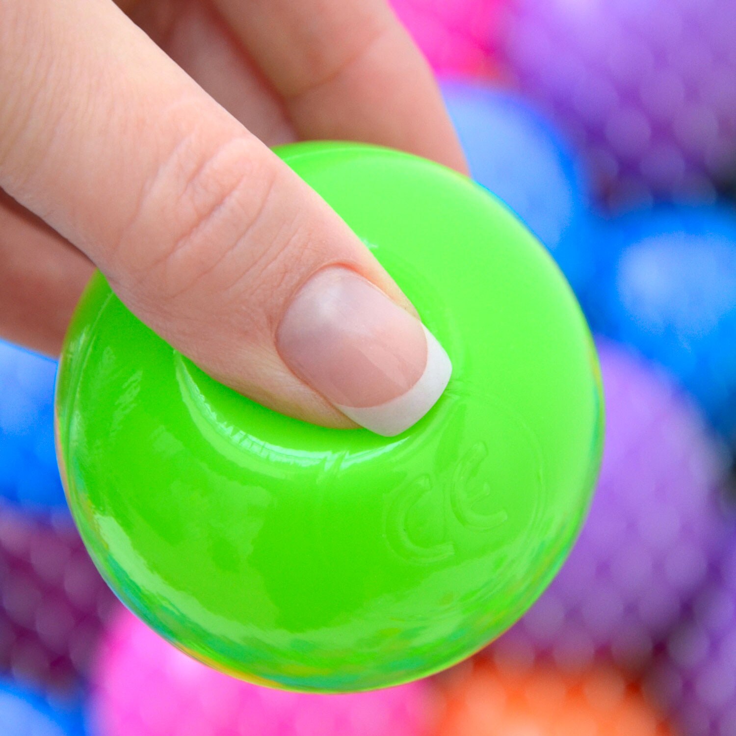 100 Bällebadbälle 6 cm Bunte Bälle für Bällebad Spielbälle Babybälle Pastell