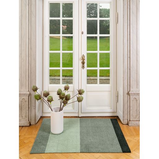 Tica Copenhagen Stripe Horisontal Gulvtæppe, Grøn/Støvet/Mørk Grøn, 90x130 cm