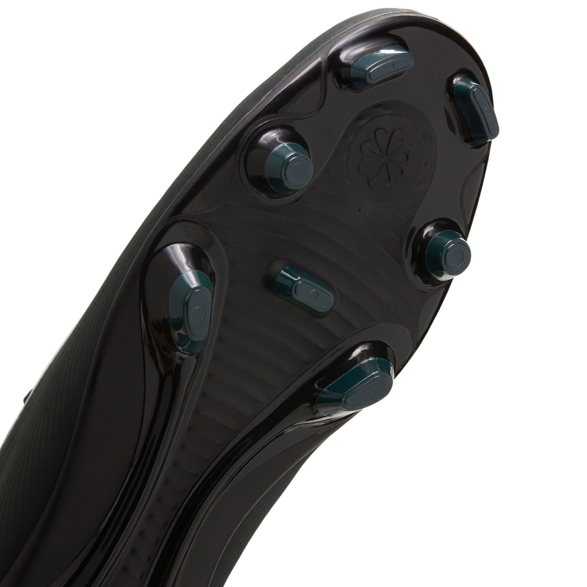 Nike Mercurial Vapor 16 Club Firm Ground Football Boots