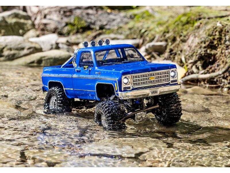 Traxxas Scale Crawler TRX-4m Chevy K10 High Trail Blau, RTR TRX-4 Performance im Mini-Format