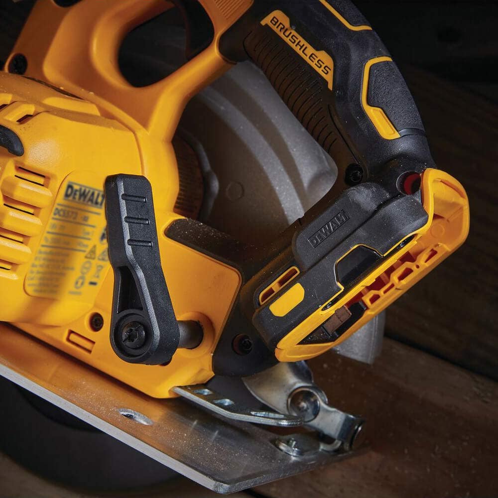 Kit de serra circular DEWALT 18V sem escova XR FLEXVOLT Advantage 6.0AH DCS573T1-XE