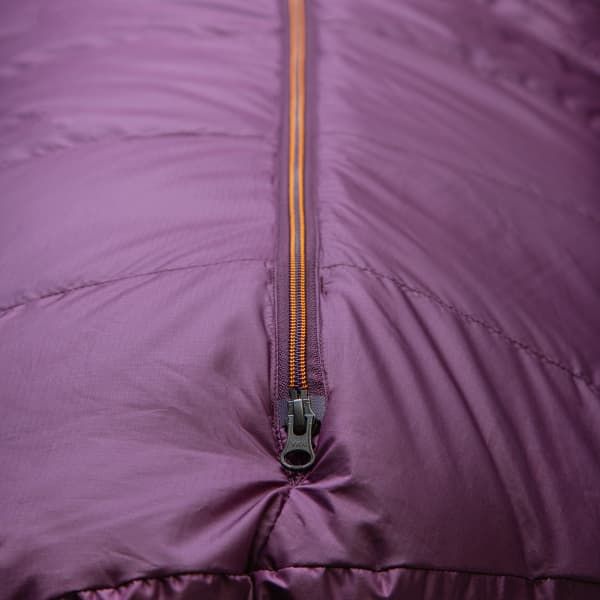 Sac de couchage MOUNTAIN EQUIPMENT CLASSIC ECO 300 WMNS REGULAR RAISIN