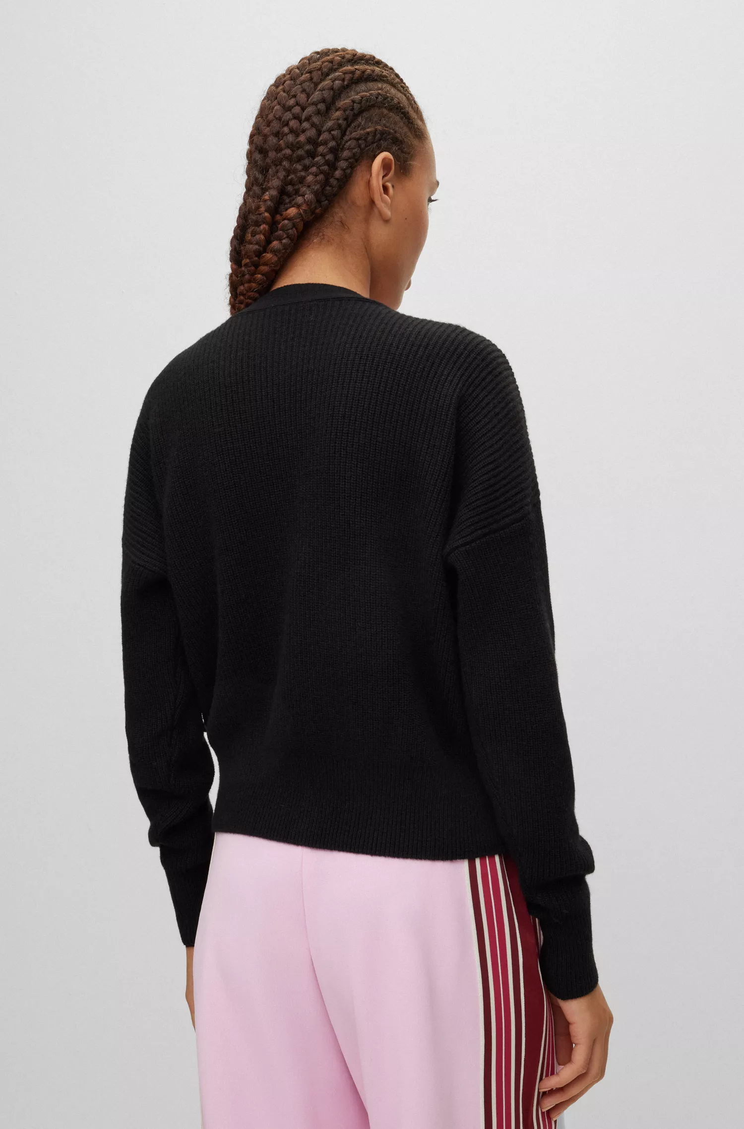 Cardigã HUGO vermelho com decote em V, em lã e cashmere.