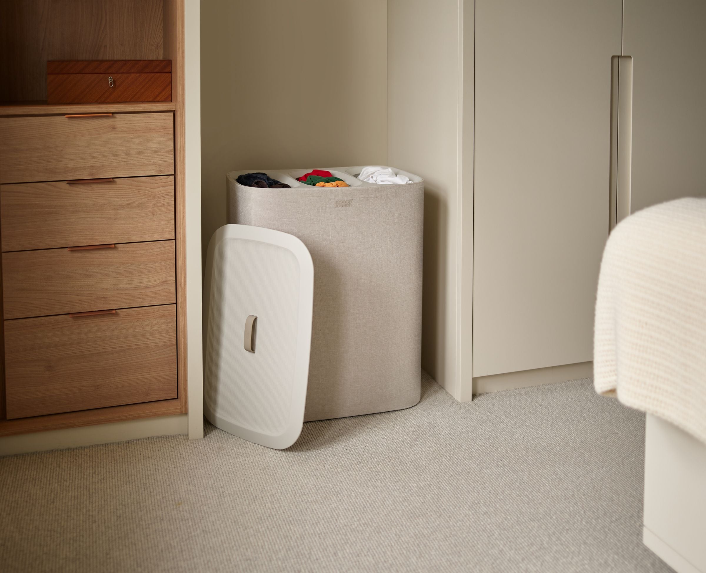 Joseph Joseph Tota Trio Wasmand 90 L - Beige