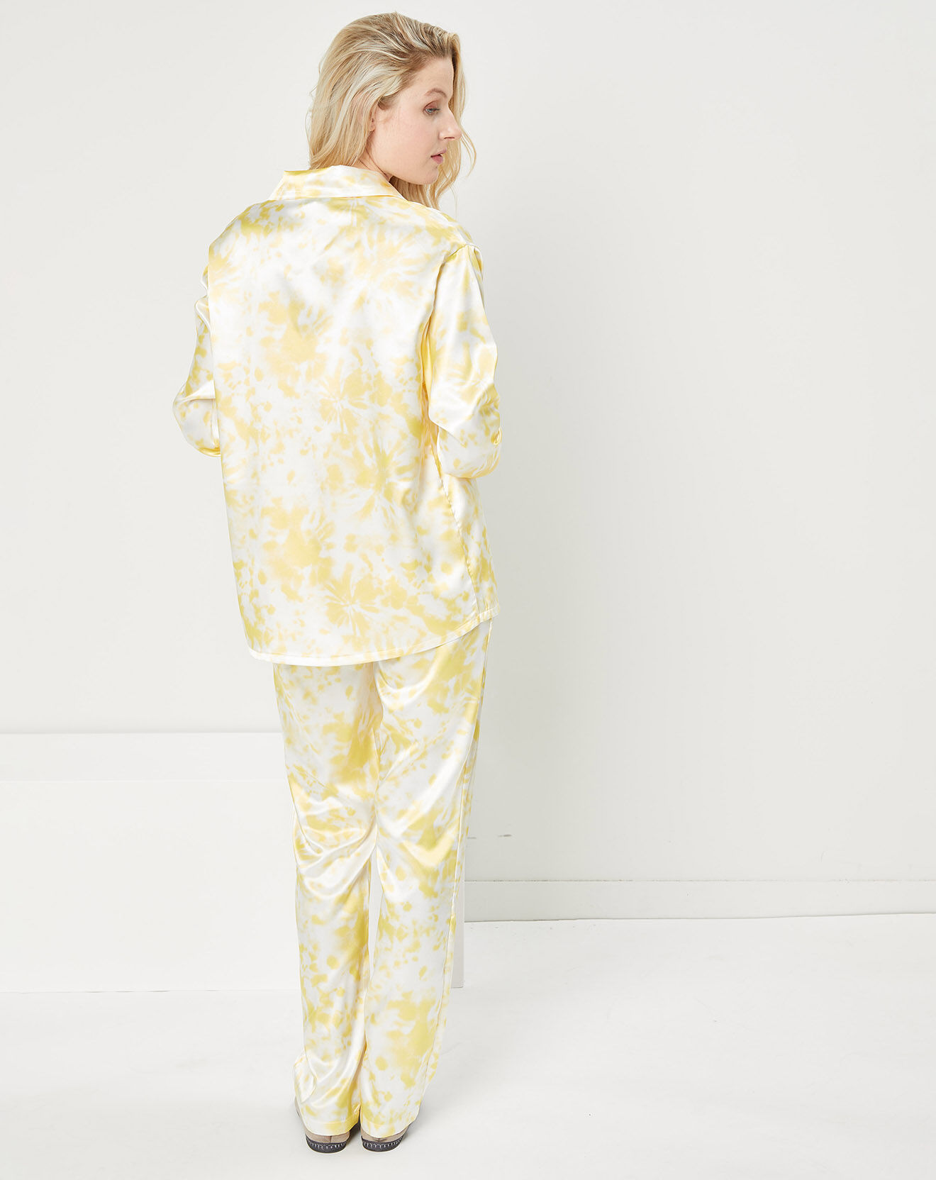 Quartier Latin Pyjama satiné Mathilde Tie and Dye jaune/blanc