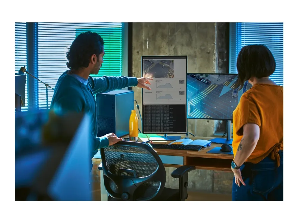 HP Workstation Z2 G9 - Tower 4U - 1 x Core i7 i7-14700K / op til 5.6 GHz - RAM 32 GB - SSD 1 TB - HP Z Turbo Drive, NVMe, TLC - UHD Graphics 770 - Gigabit Ethernet - Win 11 Pro - skærm: ingen - sort - Smart Buy