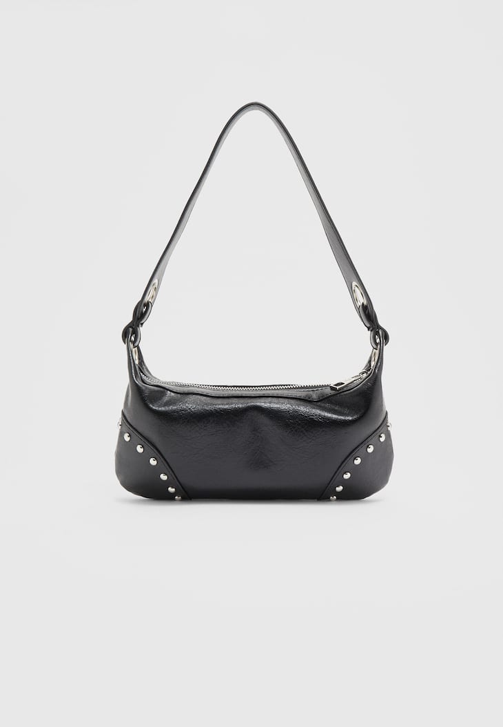 Bolsa de ombro com tachas