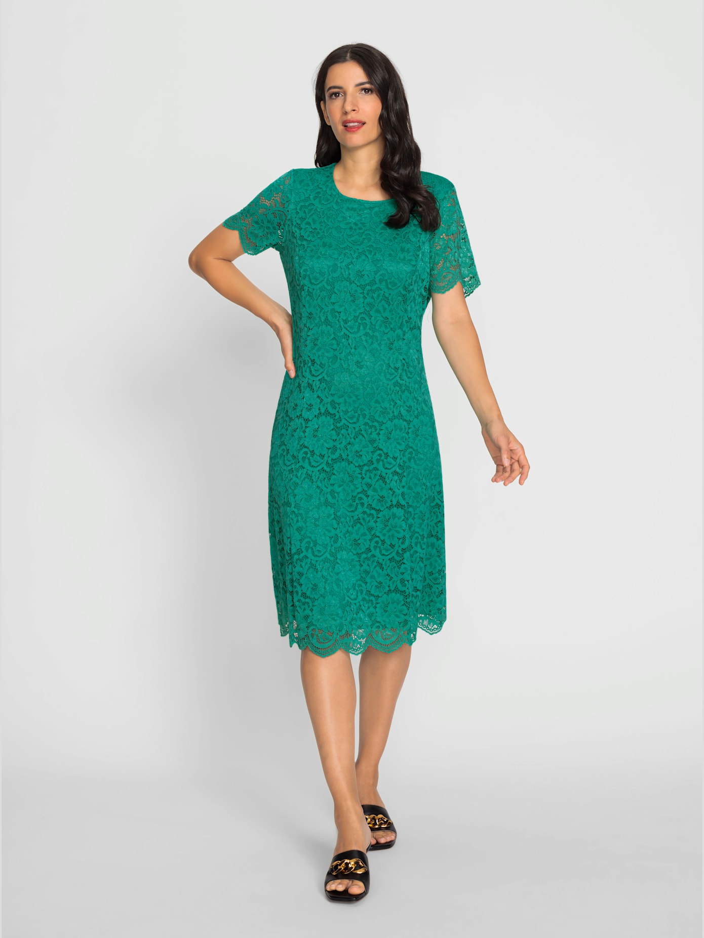 Robe en dentelle dentelle fleurie romantique