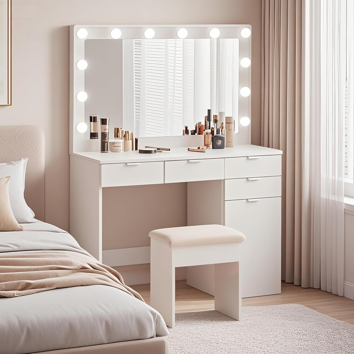 TUKAILAI Schminktisch mit LED Beleuchtung und Hocker Frisiertisch mit Große Spiegel 3 Farben mit Einstellbarer Helligkeit, Kosmetiktisch mit 4 Schubladen, Weiß, 105x40x140 cm