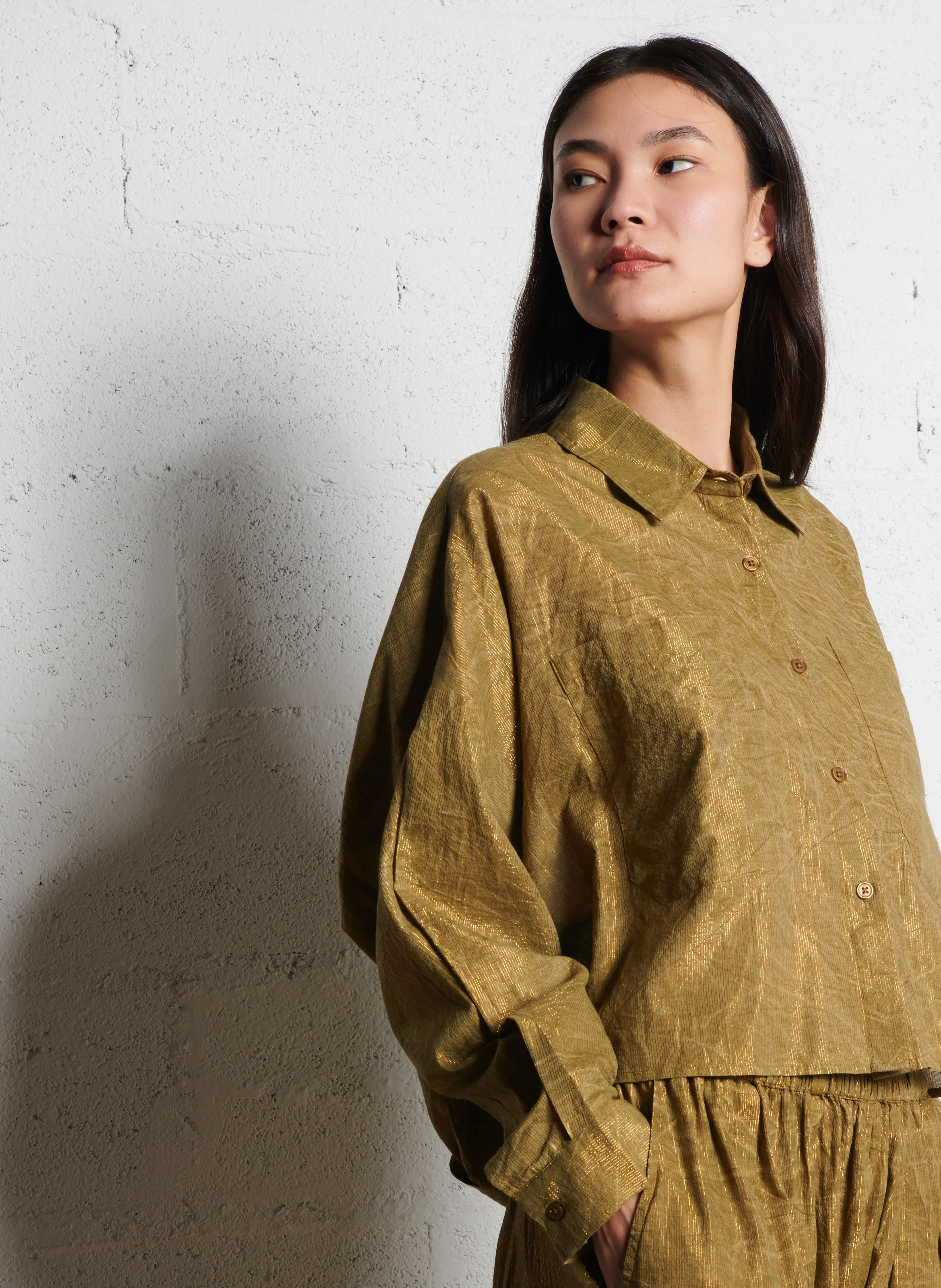 DOMINI - Chemise oversize courte col classique en coton mélangé | Vert