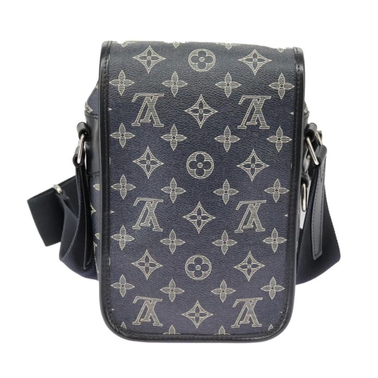 Louis Vuitton Vintage Louis Vuitton Messenger Navy