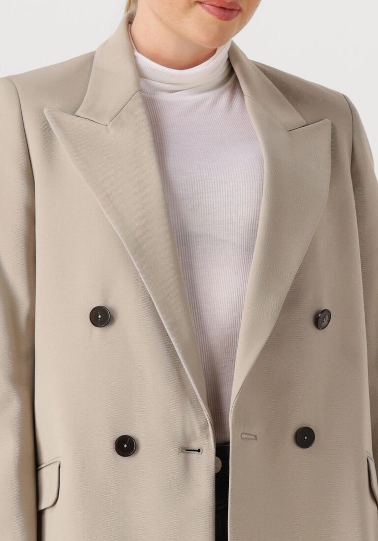 beige closed blazer fitted doublebreasted