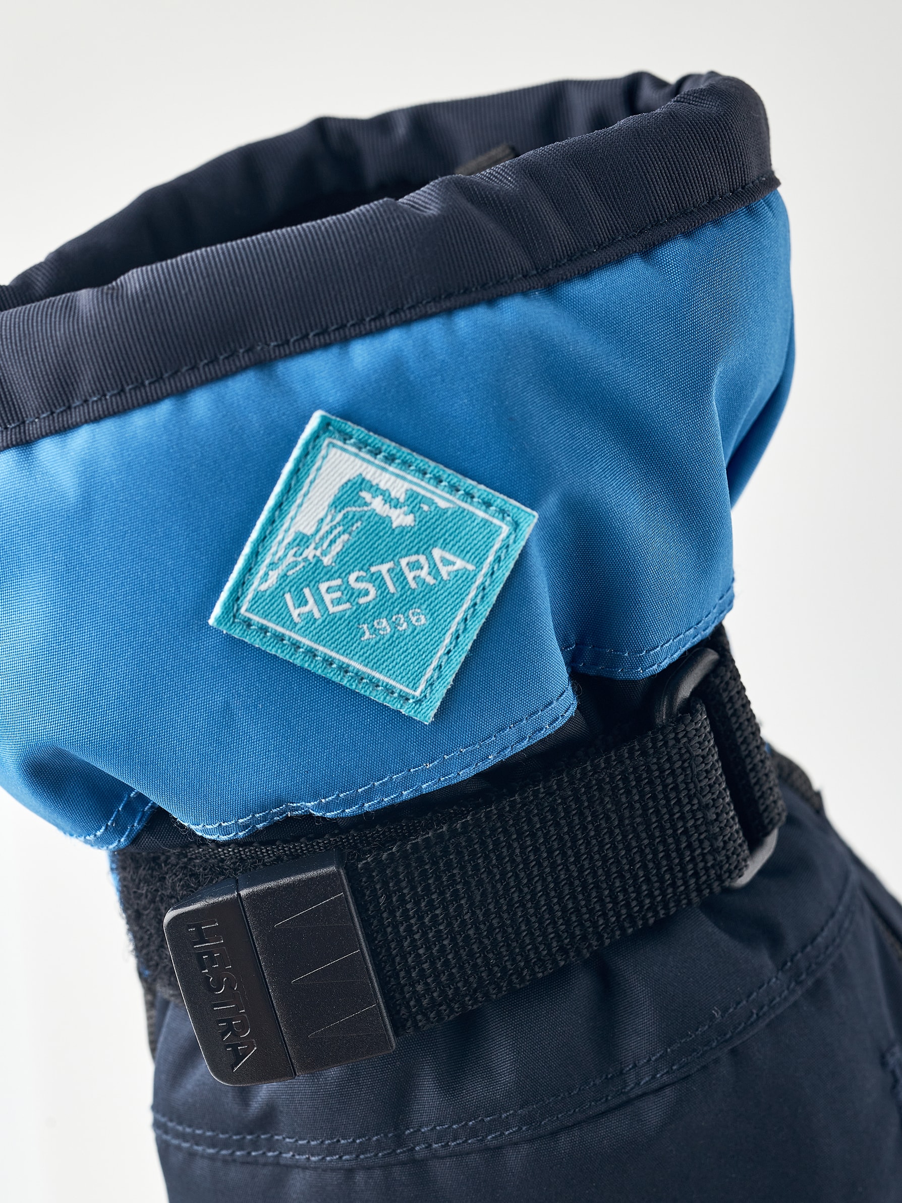 Hestra Gauntlet CZone Jr. Mitt<br>Vind- og vanntett!