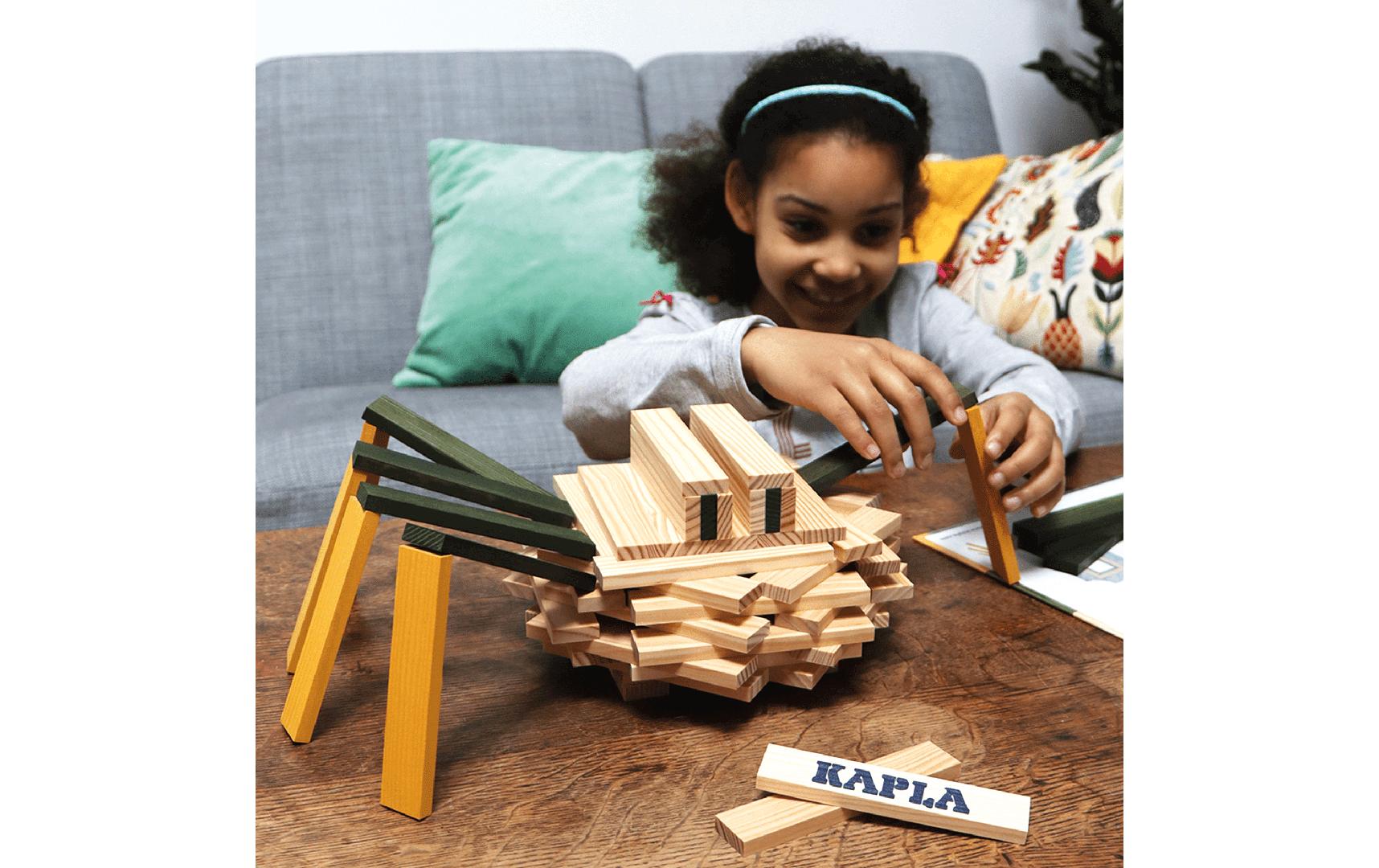Baukasten Spinne 75 Stk.Naturbelassene Kapla-Plättchen in Holzkiste