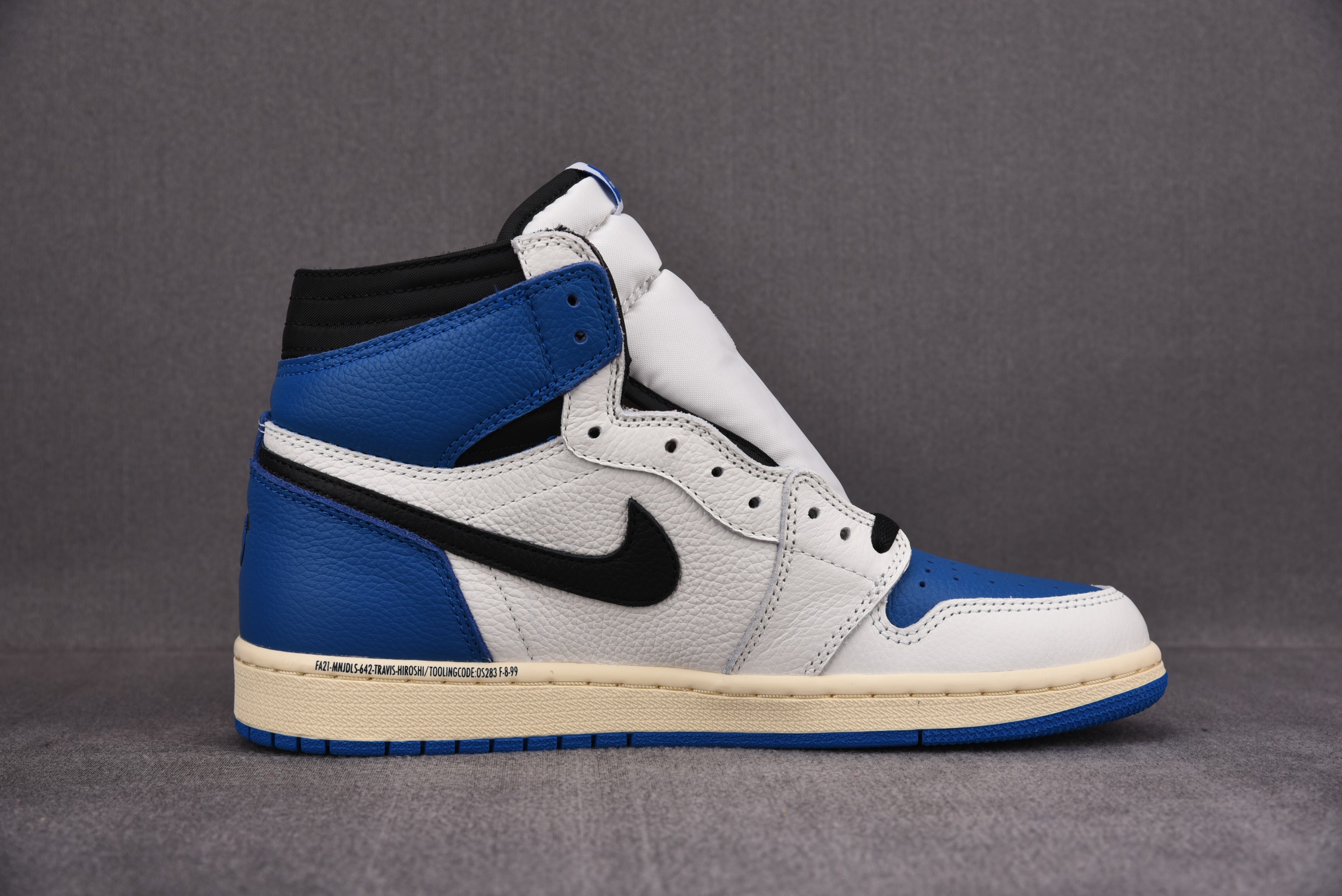 Jordan 1 High OG SP Fragment x Travis Scott