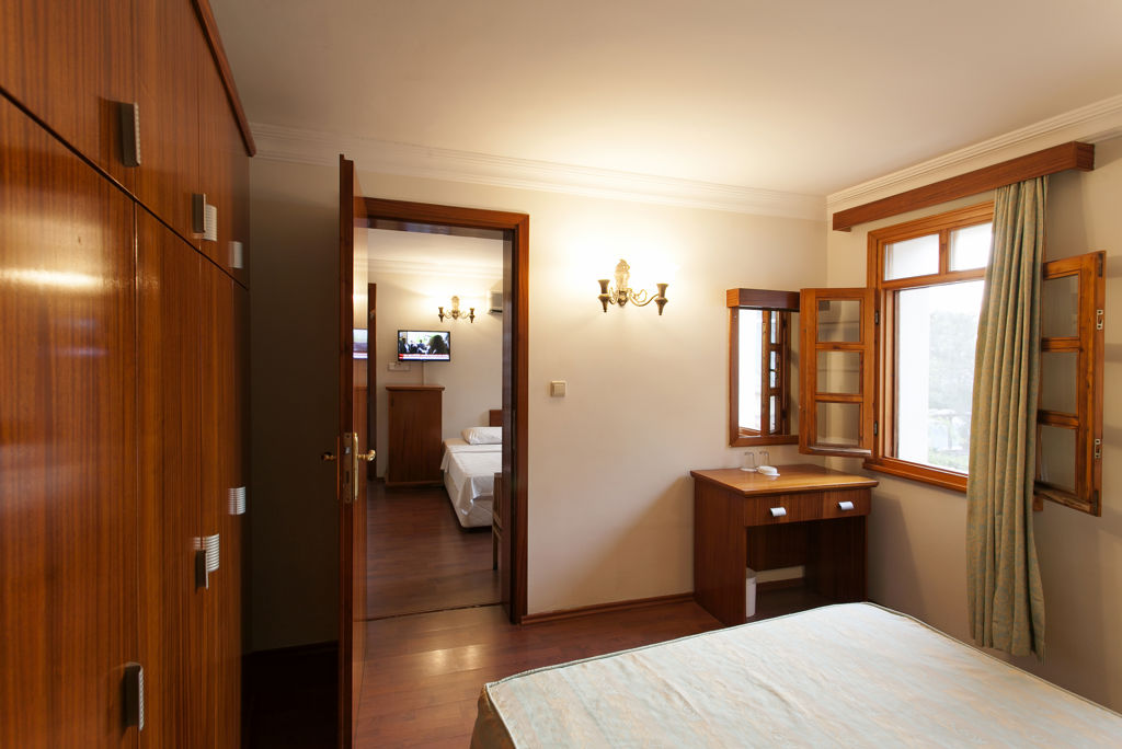 Perdikia Beach Halfpension - Hotel