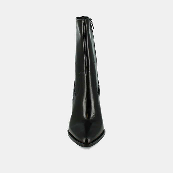 Bottines à talons et bouts pointus  en cuir noir