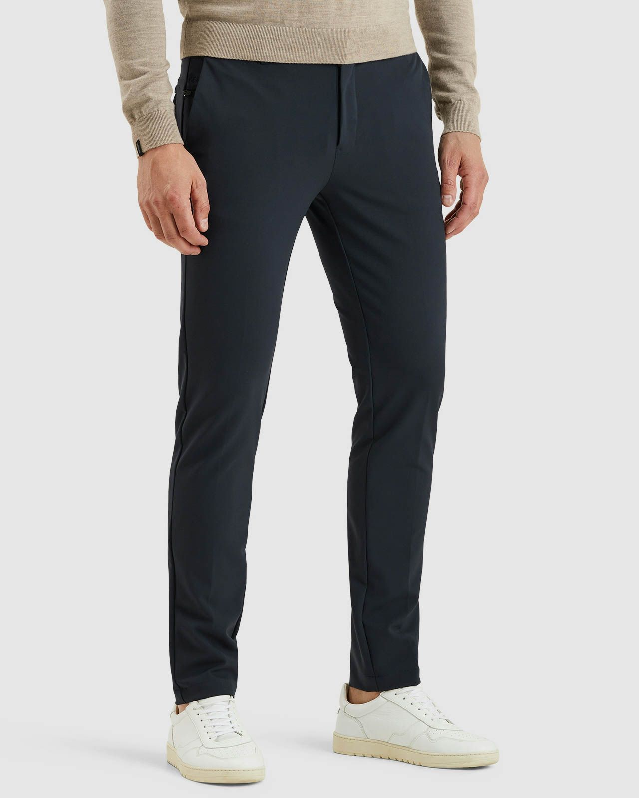 Vanguard V12 Chino