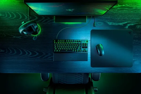 Razer Viper V3 Pro - Mus - højrehåndet - optisk - 6 knapper - kablet, trådløs - USB - sort