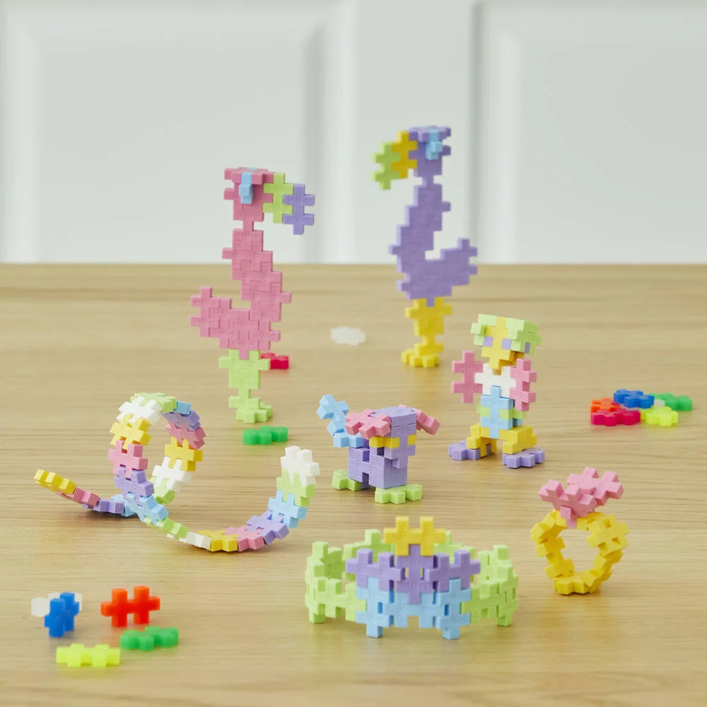 PLUS PLUS - VALISETTE METAL PASTEL  - 600 PIECES