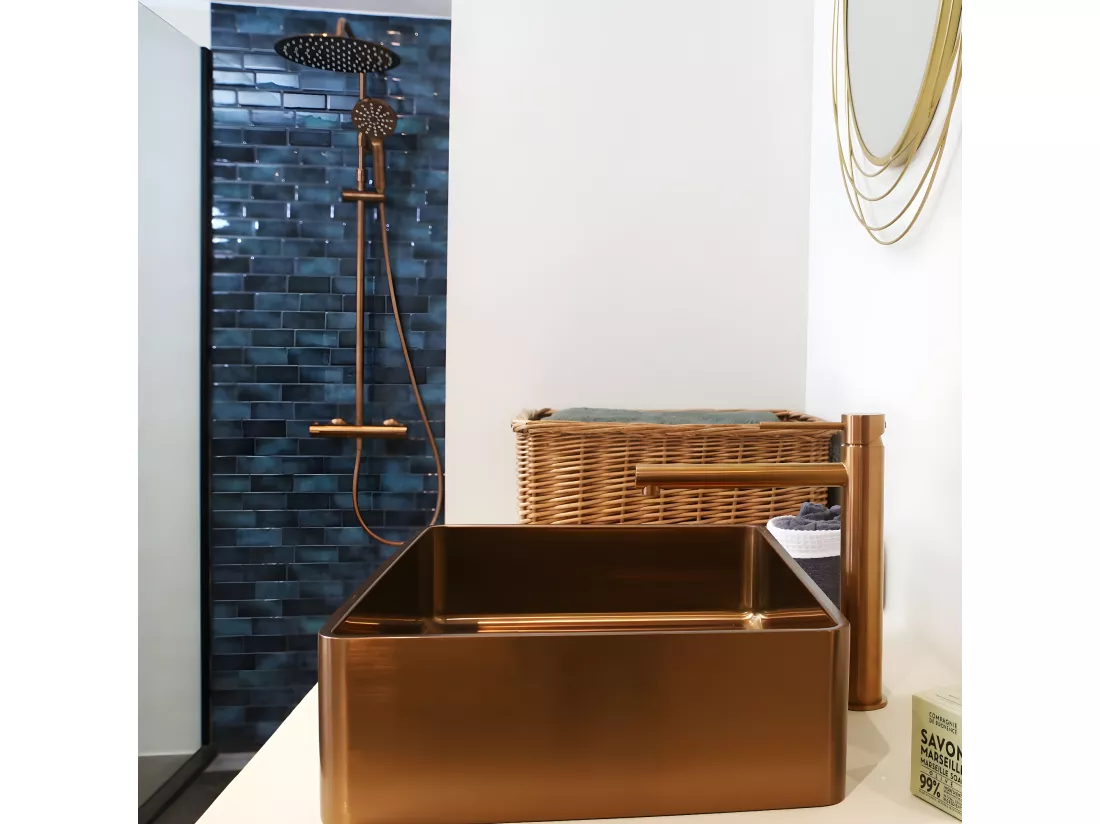 Luisa colonne de douche thermostatique cuivre brossé - Essebagno