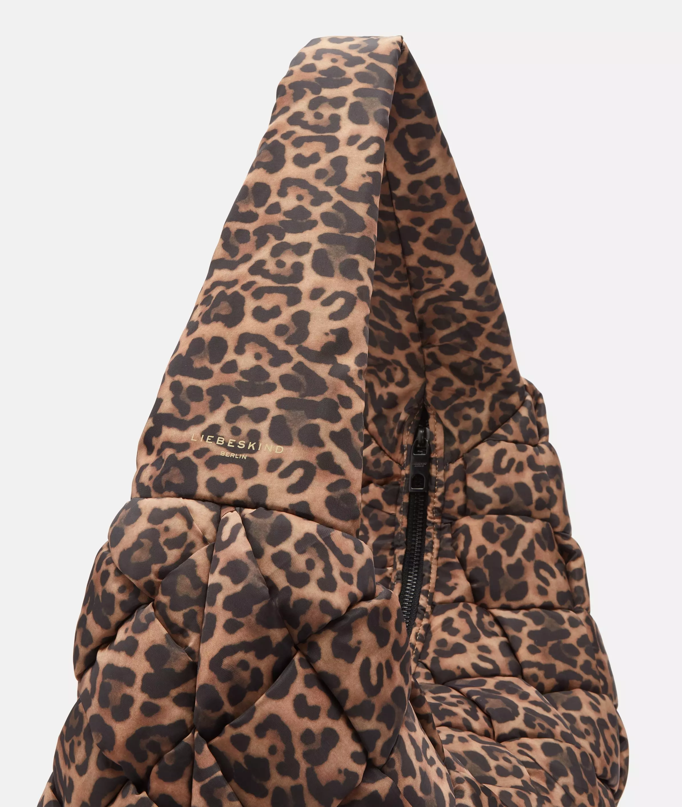 Nylon Bo Hobo L Large nylon bag with leo print