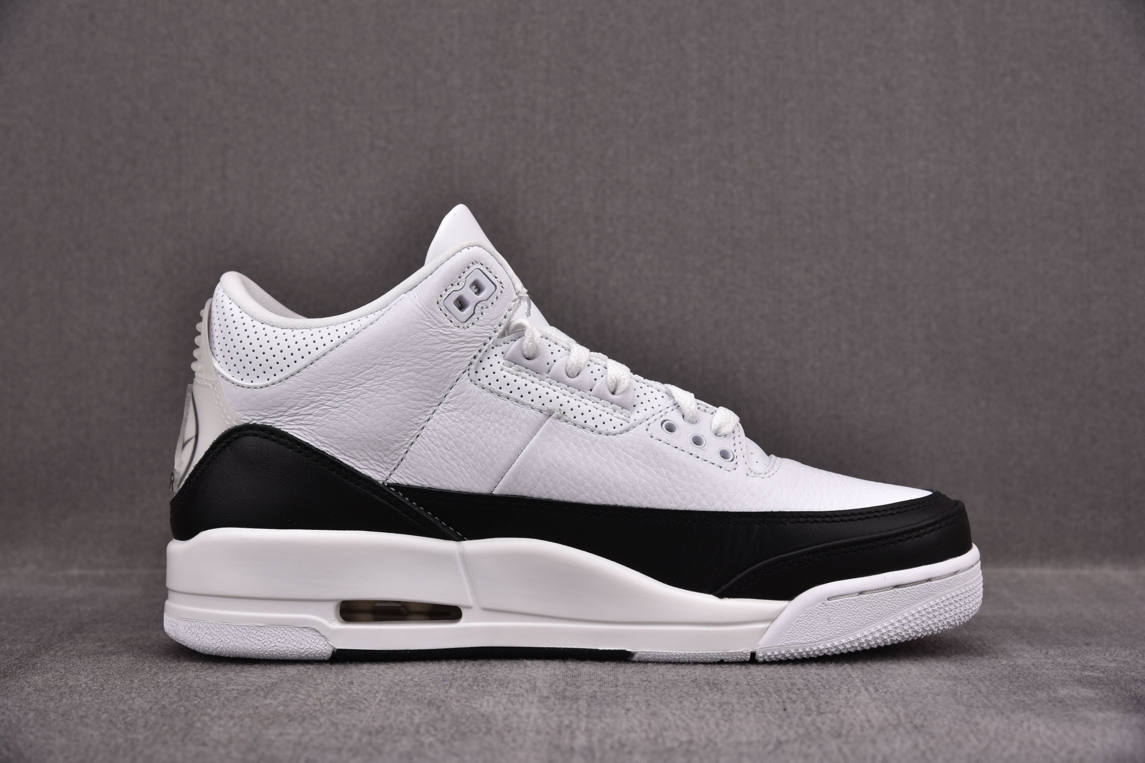 Jordan 3 Fragment