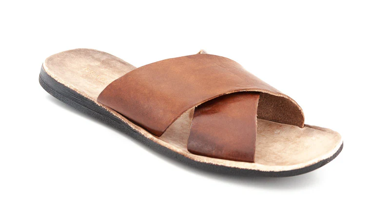 BRADOR - SAND WALK